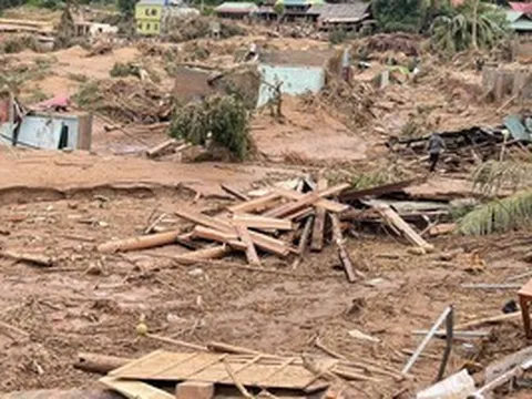 Hàng ngàn hộ dân bị thiệt hại do mưa bão vẫn chưa được nhận tiền hỗ trợ