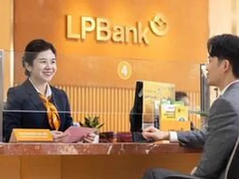 Hàng loạt ngân hàng tiếp tục hạ lãi suất tiền gửi