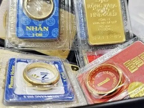 Sáng 11-4, giá vàng miếng SJC và vàng nhẫn đồng loạt giảm trở lại