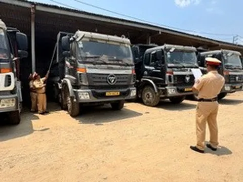 Hình ảnh CSGT Tây Ninh tổng kiểm tra phương tiện vận tải