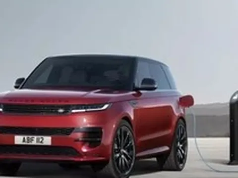 Làn sóng hybrid lan rộng ở phân khúc xe sang