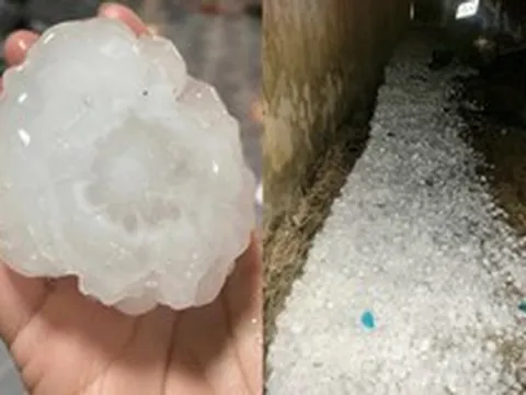 1 tỉnh xuất hiện mưa đá to như nắm tay, dội xuống ầm ầm trong đêm