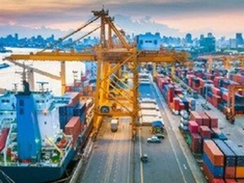 2 thời điểm trong tháng 4 dừng tiếp nhận tờ khai hải quan doanh nghiệp cần lưu ý