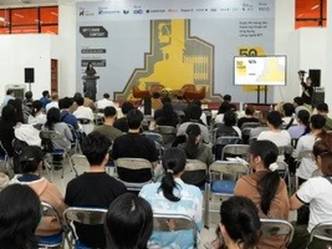 Thị trường tiền số hôm nay, 18-4: TPHCM có cuộc thi tạo tranh bằng NFT, giải nhất kèm xe máy điện