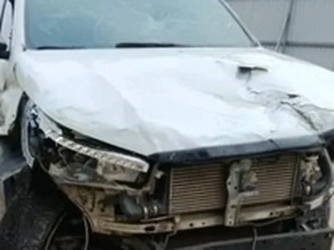 Thiếu tá công an tử vong khi va chạm rào chắn trên cao tốc Nội Bài - Lào Cai