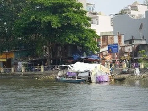 TPHCM: Sạt lở bờ sông, kênh rạch ảnh hưởng hàng trăm hộ dân