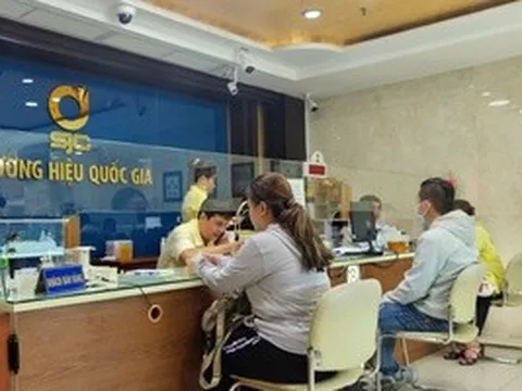 Giá vàng trong nước giảm theo thế giới, công ty SJC tiếp tục khóa kênh giao dịch online