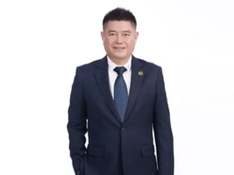 Một ngày trước đại hội, ông Nguyễn Đức Thụy ứng cử HĐQT SACOMBANK