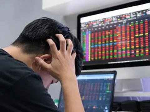 Chứng khoán 23-4: VN-Index rung lắc dữ dội, cổ phiếu PC1 "có biến"