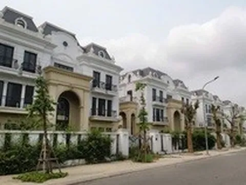 Phố đi bộ nghìn tỷ ở Bắc Ninh đìu hiu, biệt thự bỏ hoang cho cỏ mọc