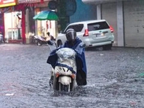 Miền Bắc đón không khí lạnh, mưa dông trước kỳ nghỉ lễ 30/4-1/5