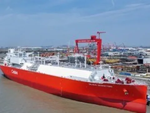 Phát hiện tàu Trung Quốc nặng 100.000 tấn bắt đầu di chuyển, thực hiện nhiệm vụ tối quan trọng