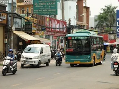 Đưa xe buýt vào tận ngõ