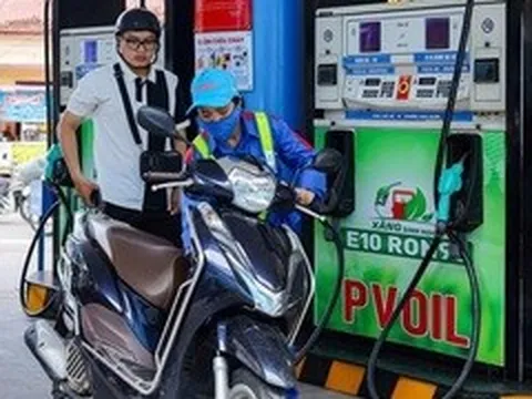 Hàng nghìn m³ xăng E10 được bán ra thị trường hôm nay