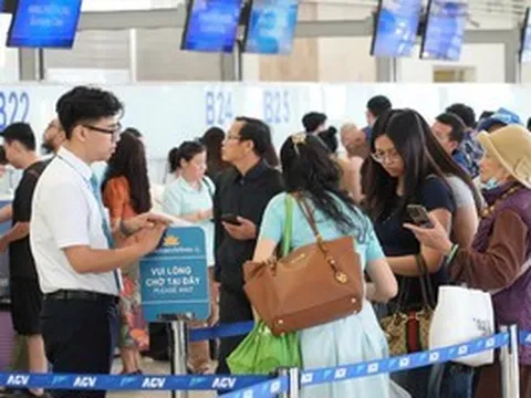 Nội Bài đón lượng khách kỷ lục ngày cuối kỳ nghỉ lễ 30-4, 1-5