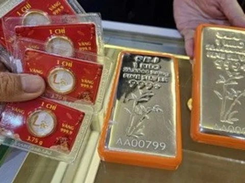Giá vàng miếng SJC tăng trở lại trên thị trường tự do