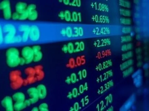 VN-Index tăng hơn 16 điểm, gần chạm đỉnh lịch sử