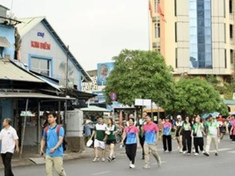 Phường Chợ Lớn phát động Tháng Công nhân, tiếp nhận hơn 1,3 tỉ đồng cho Quỹ “Vì người nghèo”