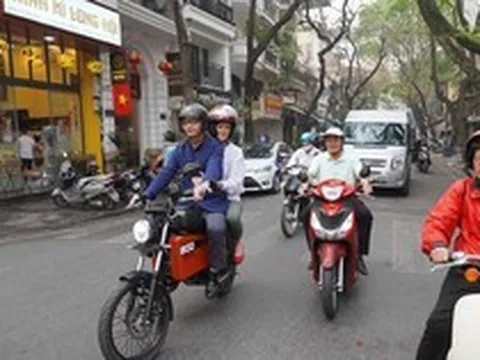 Phát hiện thú vị về xu hướng đi xe 2 bánh ở Việt Nam, chuyên gia quốc tế cảm thán: "Môi trường giao thông Việt Nam đông đúc và biến động nhanh bậc nhất châu Á"