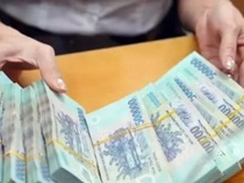 Vì sao tiền gửi ngân hàng giảm mạnh?