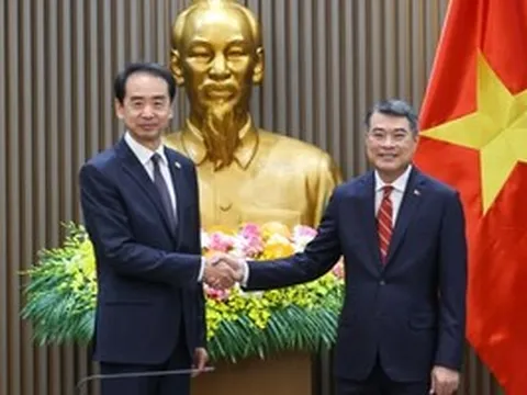 Thủ tướng Lê Minh Hưng: Việt - Trung thúc đẩy thương mại phát triển cân bằng, lành mạnh, bền vững