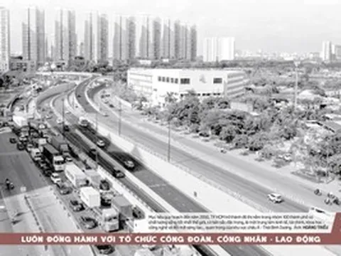 Báo in ngày 16-5: Văn minh đô thị từ những chuyện rất nhỏ