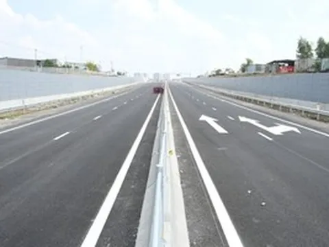 Từ 17 giờ ngày 18-5, đường cao tốc Biên Hoà-Vũng Tàu thông xe toàn tuyến