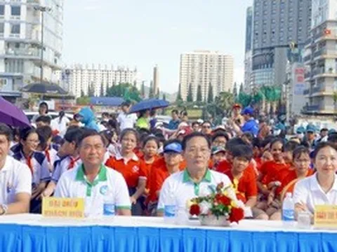 TPHCM phát động toàn dân tập luyện môn bơi