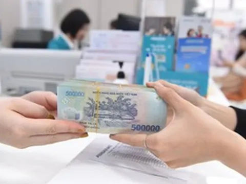 Ngân hàng lên tiếng về sự thật “cam kết lãi suất gửi tiết kiệm 18%-20%/năm”