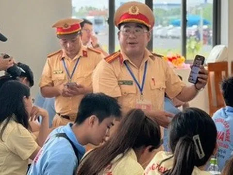 Tây Ninh đánh giá thái độ sát hạch viên đường trường qua quét mã QR