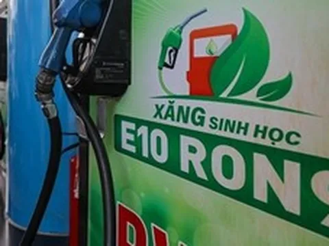 Xăng sinh học E10 khác gì xăng khoáng RON95?