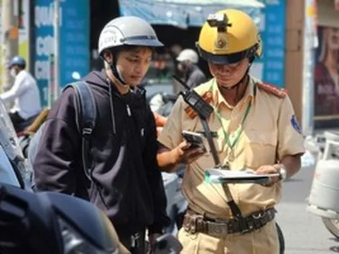 CSGT TPHCM tăng cường xử lý học sinh vi phạm giao thông trong kỳ nghỉ hè