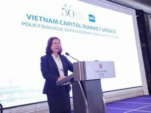 Tập trung "tháo gỡ" nhiều rào cản để thu hút nhà đầu tư chứng khoán