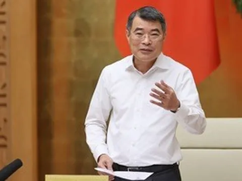 Thủ tướng: Kiểm soát chặt lộ trình tăng giá các mặt hàng, dịch vụ như y tế, giáo dục