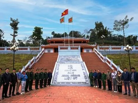Tô thắm ký ức hào hùng