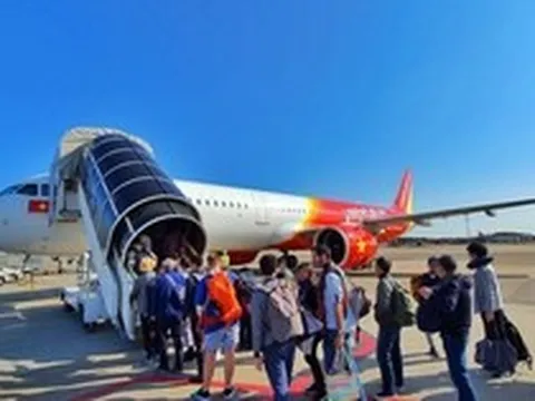 Tin vui cho ai đi Vietjet: Cực dễ để mua vé máy bay "0 đồng"