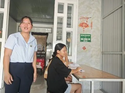 Không dám ngủ vì sợ đang mơ, nữ nhân viên cao su kể chuyện được hỗ trợ từ "Nhà đồng chí"