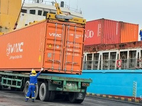 Khơi thông mạch logistics vùng ĐBSCL
