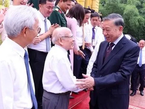 Báo chí phải góp phần củng cố niềm tin xã hội