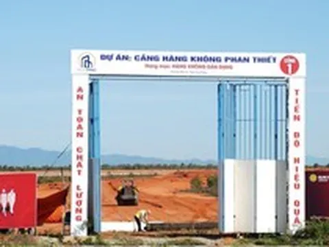 Đơn vị thi công sân bay 4.000 tỷ đồng của Sun Group tại tỉnh rộng nhất Việt Nam đang làm 1 việc quan trọng