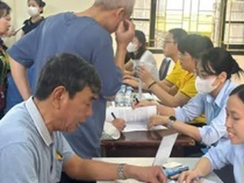 Hơn 20.000 người có nguy cơ gián đoạn nhận lương hưu tháng 7