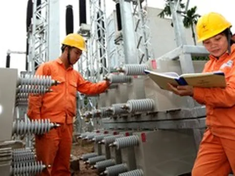 Khó tiết kiệm điện vì người dân giữ tư duy 'có tiền thì được dùng nhiều'