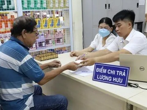 Bộ Nội vụ đề xuất "thoát ly" mức tham chiếu bảo hiểm xã hội khỏi lương cơ sở