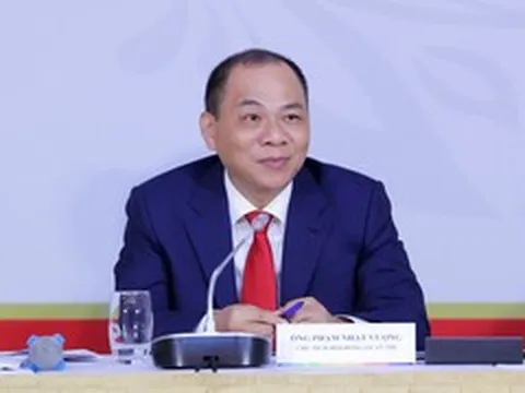 Ngân hàng chi 6,8 tỷ thưởng nhân viên dịp tỷ phú Phạm Nhật Vượng là cổ đông mới