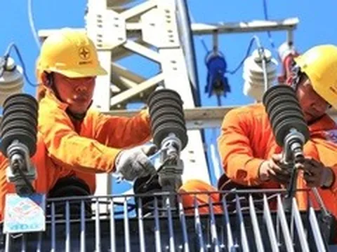 Biểu giá điện sinh hoạt có thể được áp theo thời gian dùng trong ngày