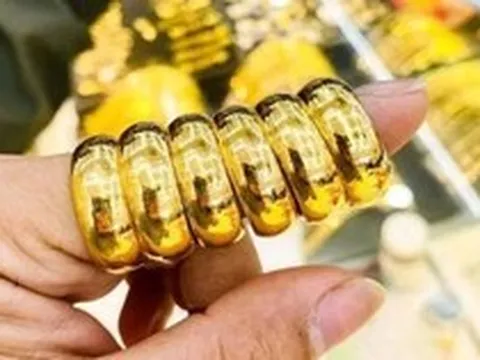 Giá vàng Việt Nam vượt vàng thế giới 19 triệu đồng/lượng, tuần tới có dự báo bất ngờ