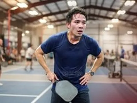 Đang khỏe mạnh vẫn có thể ngừng tim khi chơi pickleball, bác sĩ cảnh báo điều gì?