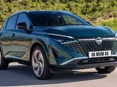 Kỷ lục Guinness: Mẫu xe Nhật đi được 2.000 km không cần tiếp nhiên liệu