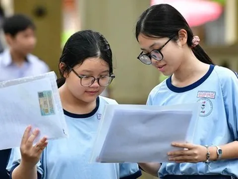 Bộ Giáo dục lấy ý kiến thi vào lớp 10 chỉ gồm 2 môn toán và văn