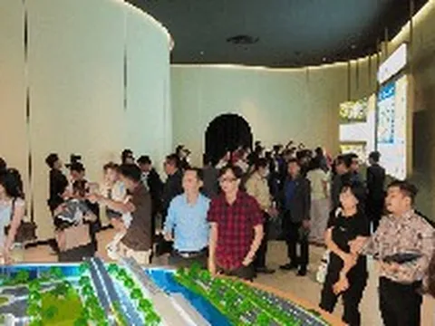 Một số ngân hàng bắt đầu triển khai giảm lãi suất cho vay, thị trường bất động sản cuối năm thế nào?